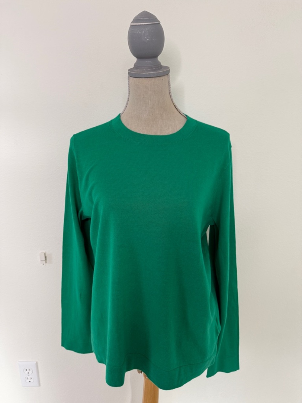 J Crew Teddie cotton sweater Sz. L - NWT